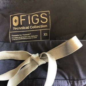 Figs Other - FIGS navy xs scrub set technical collection Figs Other - FIGS navy xs scrub set technical collection